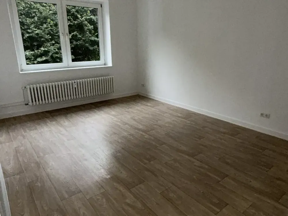 Helle 2,5-Zimmer-Wohnung mit Balkon in Hamburg-Volksdorf