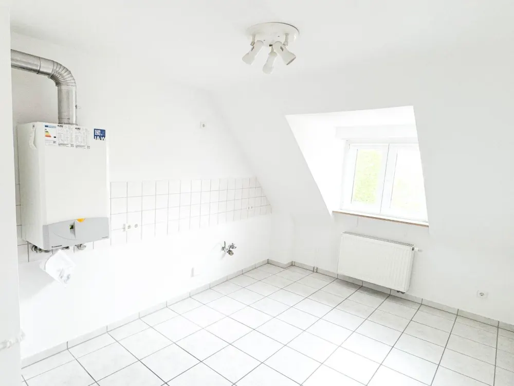 3-ROOM APARTMENT IN A POPULAR LOCATION