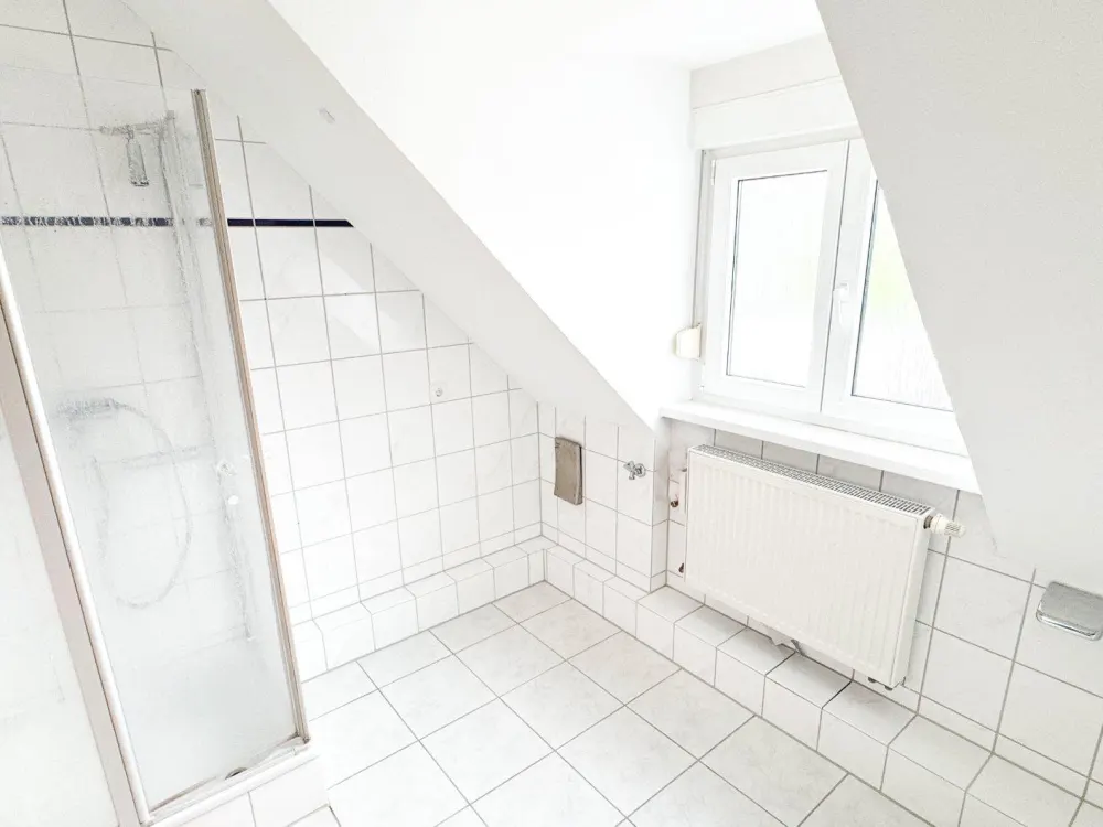 3-ROOM APARTMENT IN A POPULAR LOCATION