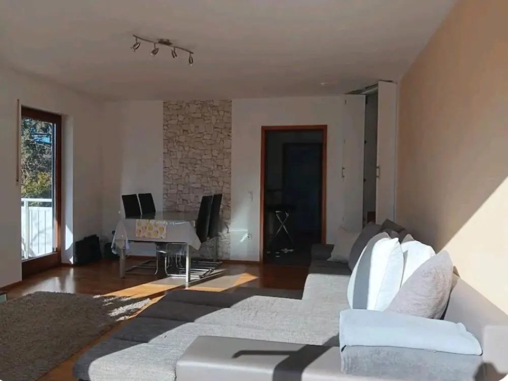 sonnige 3,5 Zimmer Wohnung zu vermieten