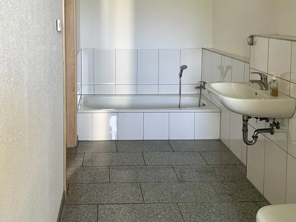 Moderne Wohnung mit Balkon. Nur mit WBS!