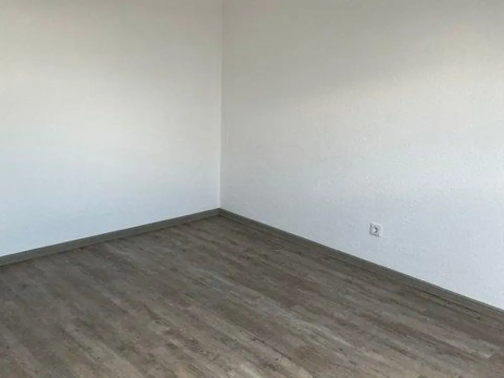 شقة علوية مشرقة، مجددة، PB Schloß Neuhaus
