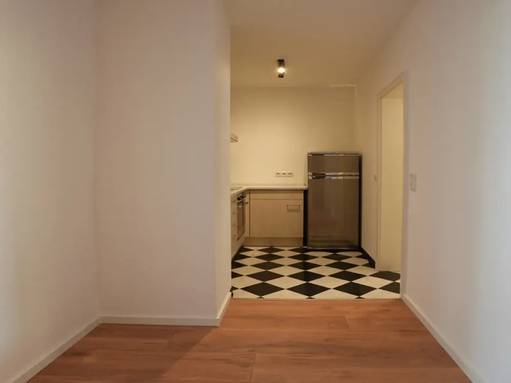 1,5 Zimmer, Balkon & Garage in zentraler Lage von Saarbrücken!