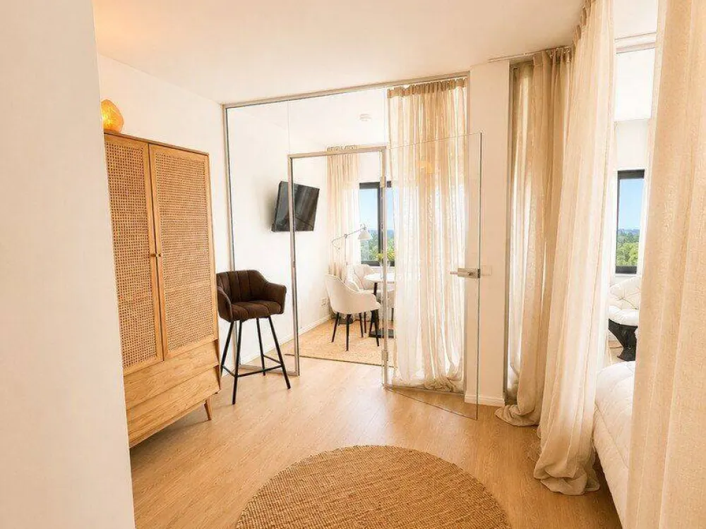 Fully furnished high-rise residence 29F/ W5 Panorama views over Hamburg