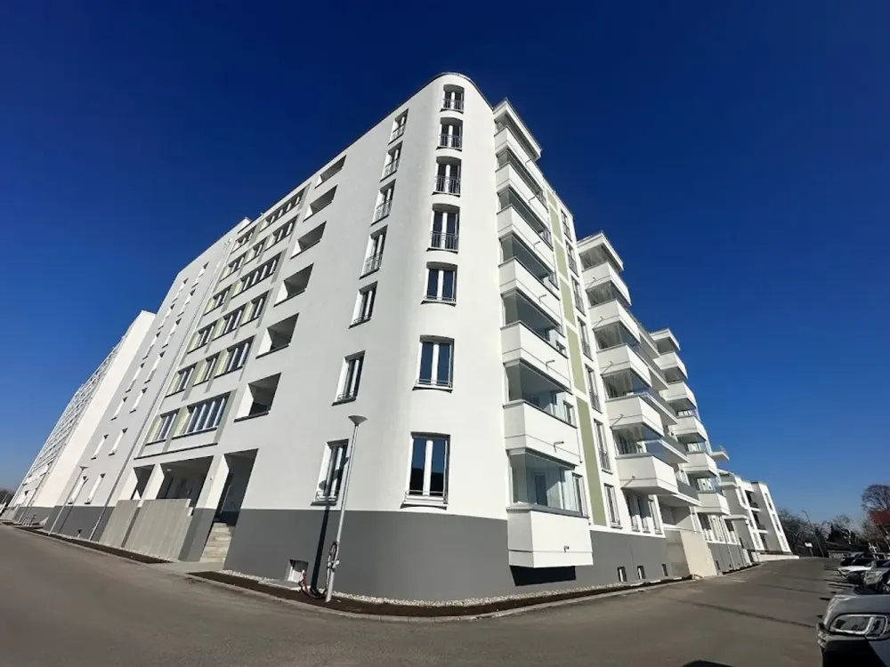 Außergewöhnlicher Grundriss mit Dachterrassen-Flair sucht Nachmietende!