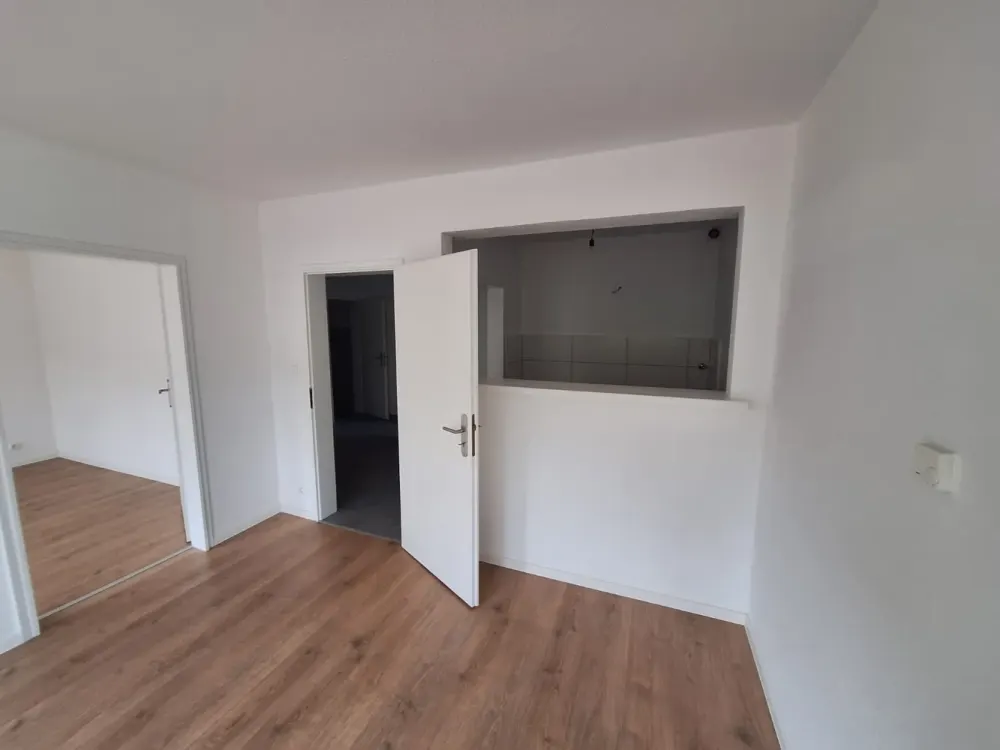 Kleine 3 Zimmer Wohnung in ruhiger Lage für Sparfüchse