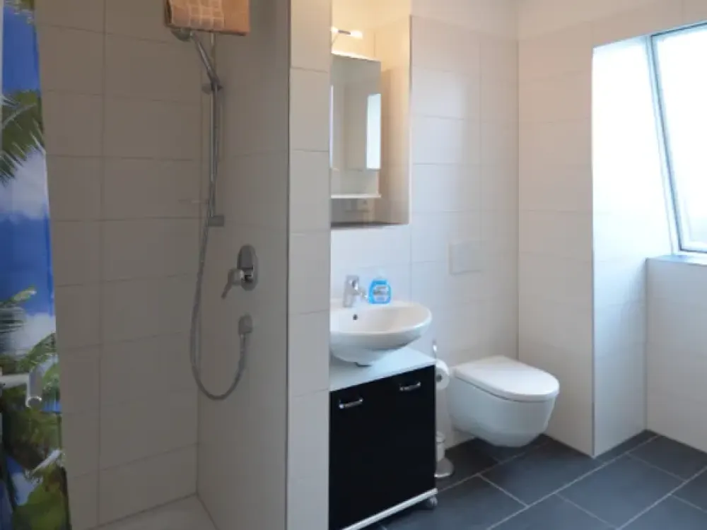 Großzügiges 1-Zimmer-Apartment, wohnlich & komplett ausgestattet, zentral in Raunheim