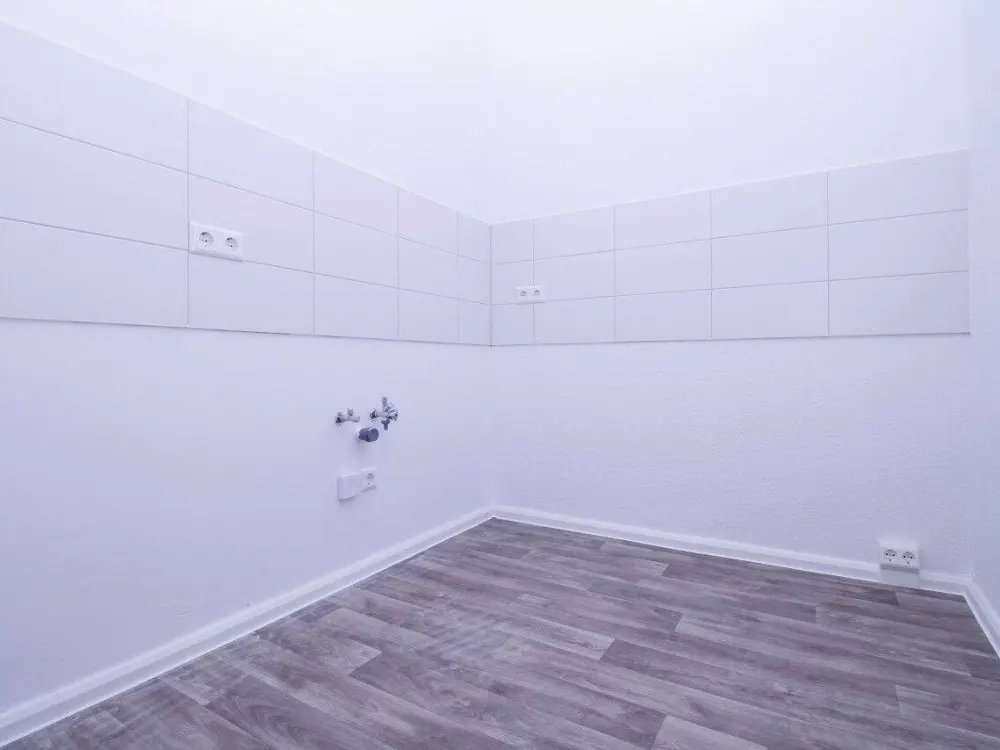 Zweiraumwohnung mit Aufzug und Balkon