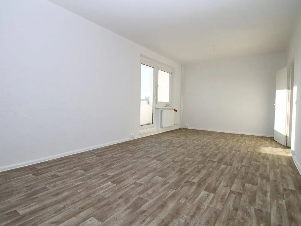 Zweiraumwohnung mit Aufzug und Balkon