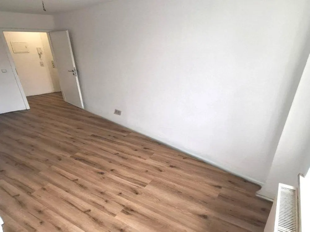 Frisch saniert! Schöne, helle 2-Raum-Wohnung in der Gartenstadt!