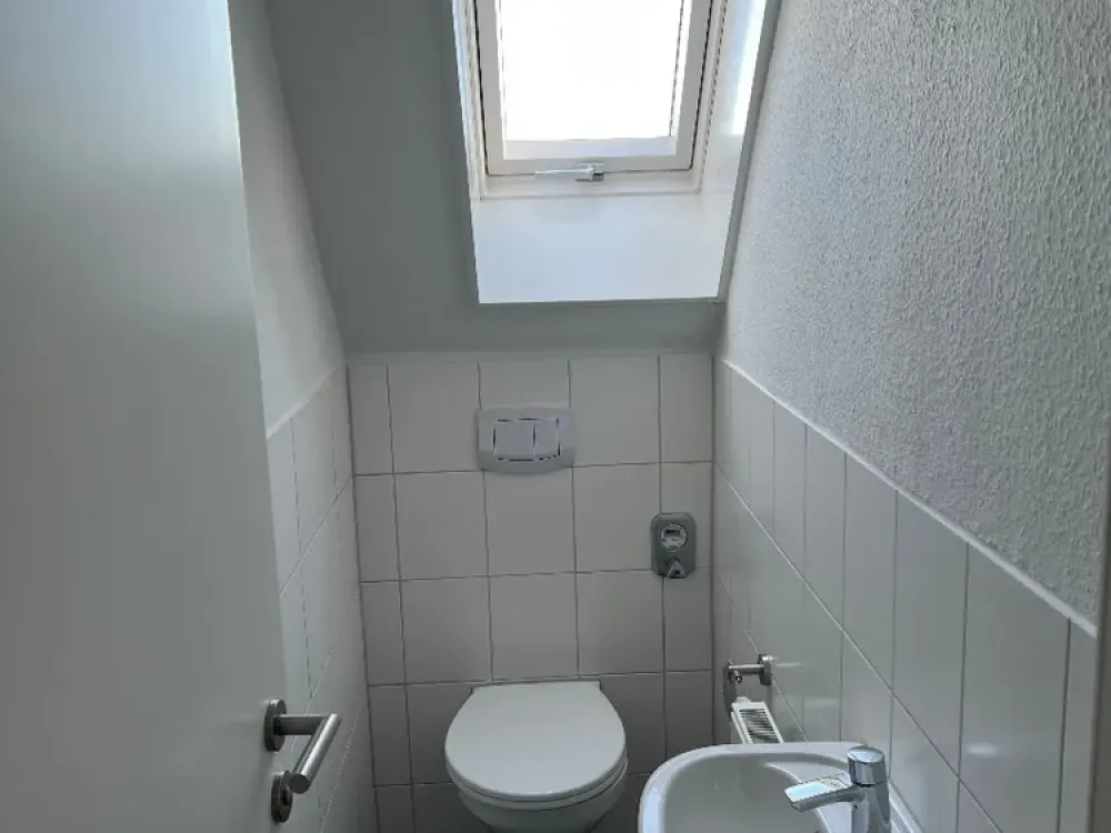 2 - Zimmer DG-Wohnung zum Verlieben