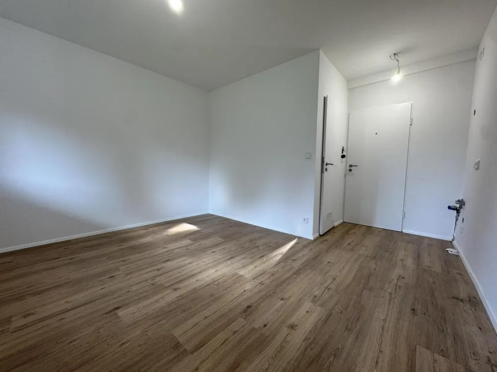 Mit Gartenanteil | Erstbezug nach Sanierung - Helle 1,5-Zimmer Wohnung in München-Giesing +++