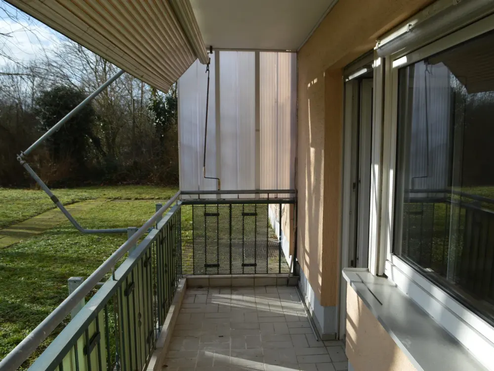 Sanierte 4-Zimmer Wohnung im EG mit zwei Balkonen in guter Rüsselsheimer Lage