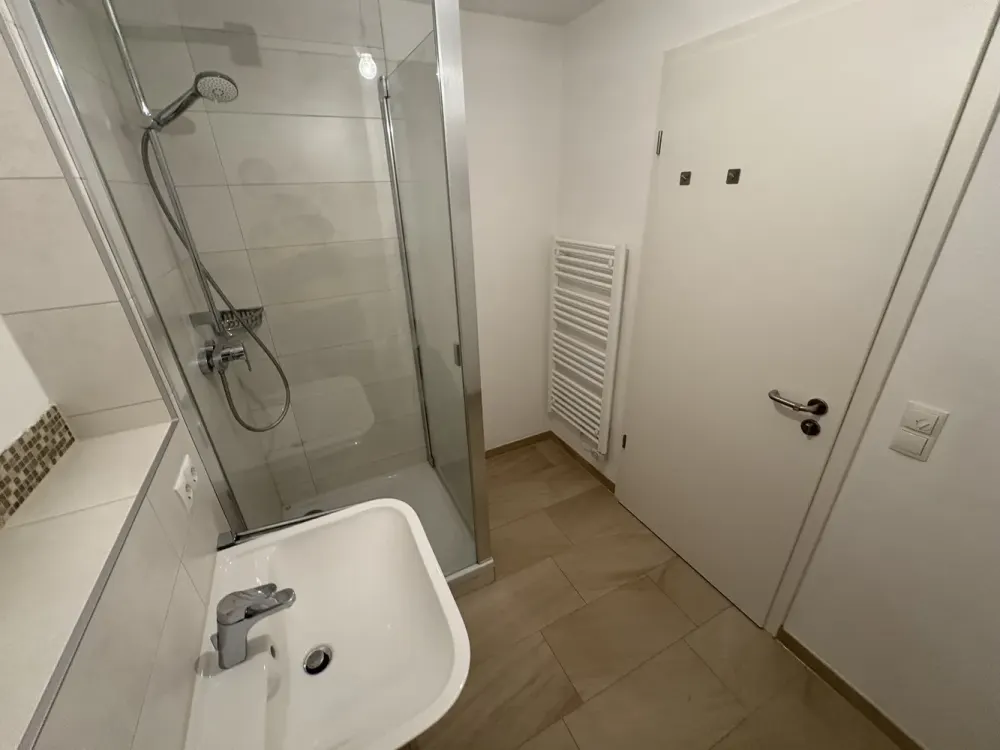 Comfortable 1-Room Apartment with Terrace and Underground Parking Space in Central Location of Germering