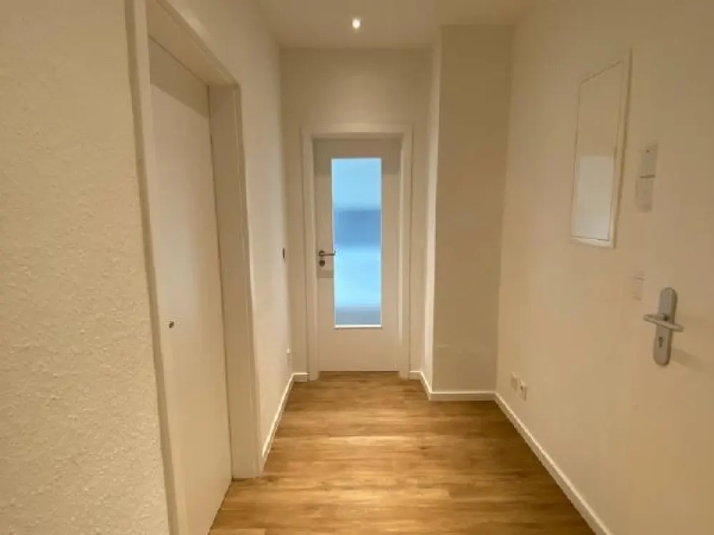 Renovated 1-Room Apartment with Balcony in the Heart of Köln Braunsfeld!