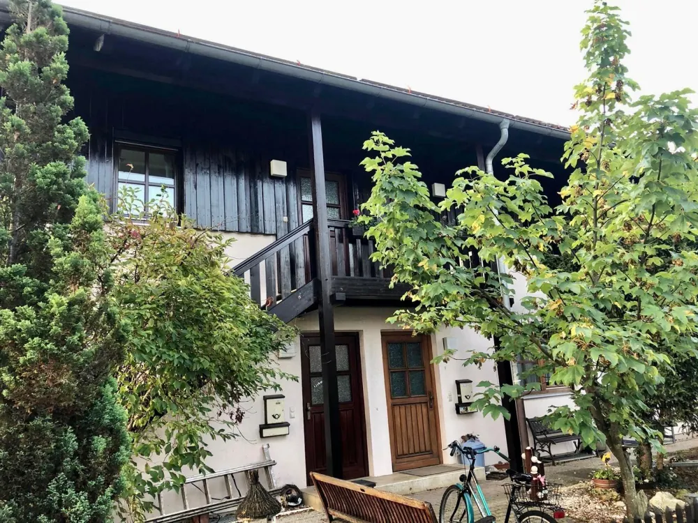 Helle Maisonette-Wohnung mit Balkon in Höhenkirchen-Siegertsbrunn