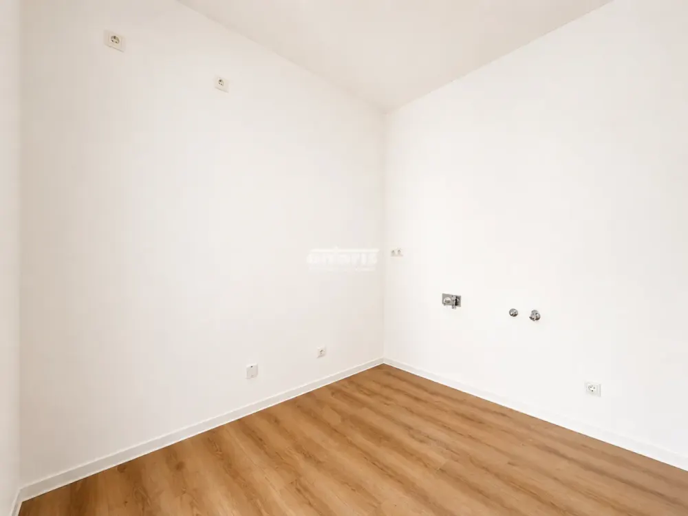 antaris Immobilien GmbH **freundliche 2-Zimmer-Wohnung mit Balkon in moderner Umgebung**