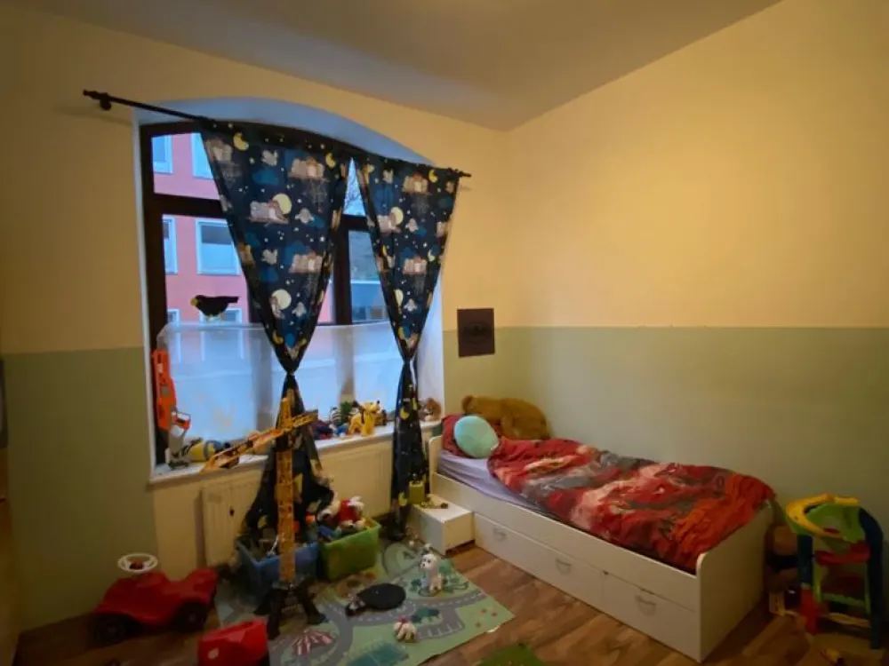 4 Room Apartment