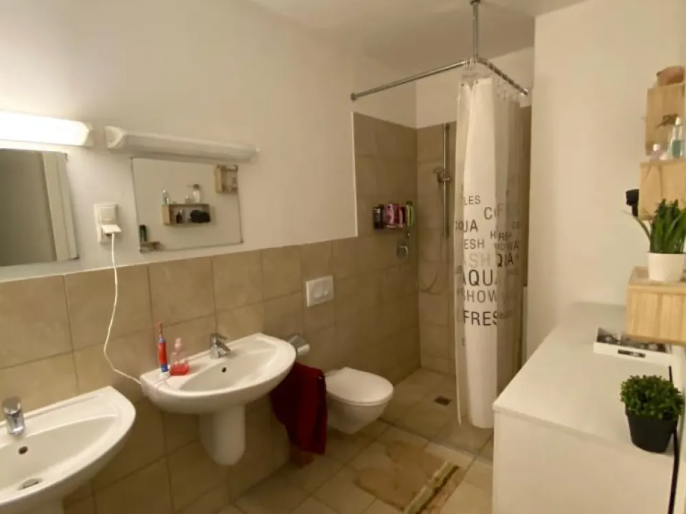 4 Room Apartment
