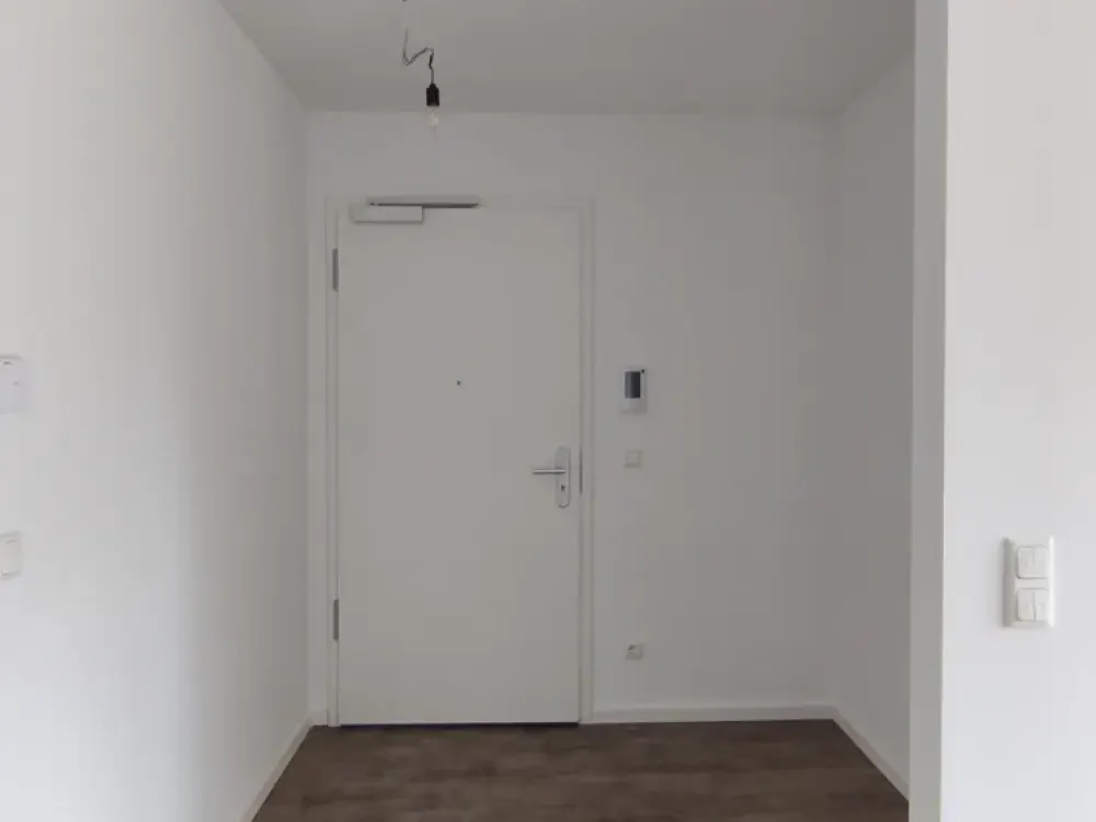 Home with 3 Rooms and Balcony in Hamburg Schnelsen