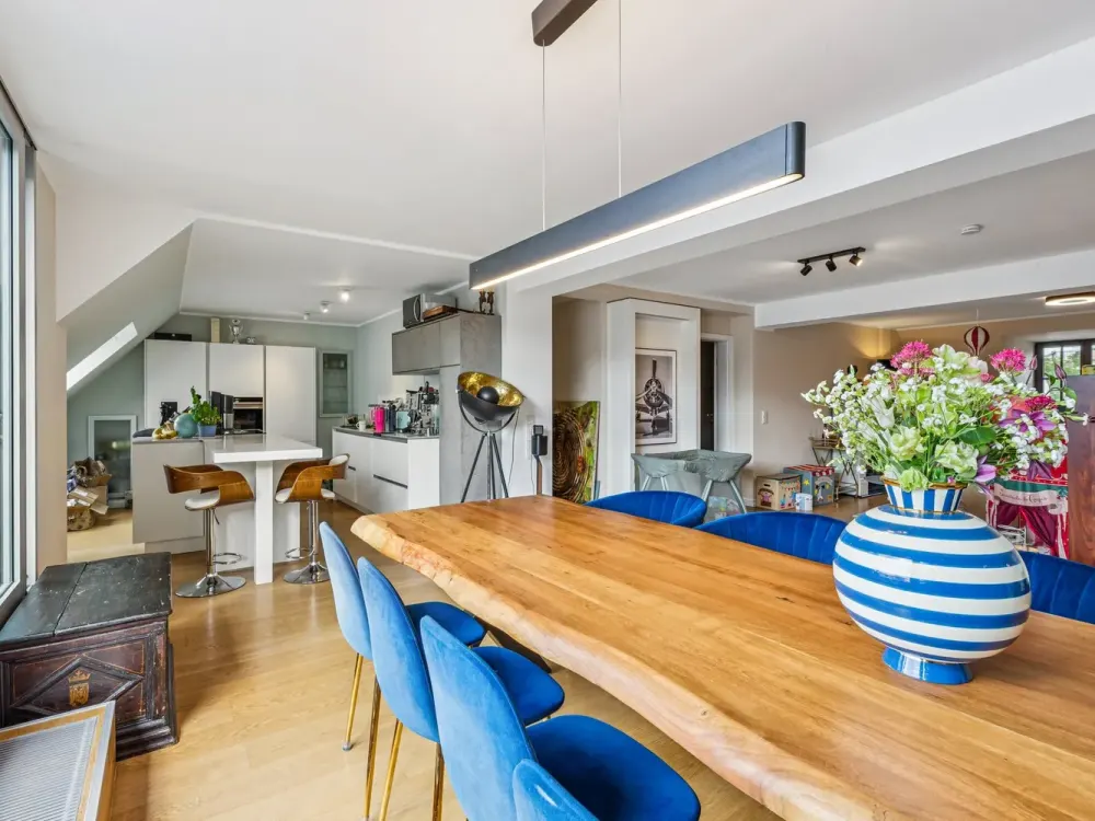 Penthouse-Flair über den Dächern der Düsseldorfer Innenstadt