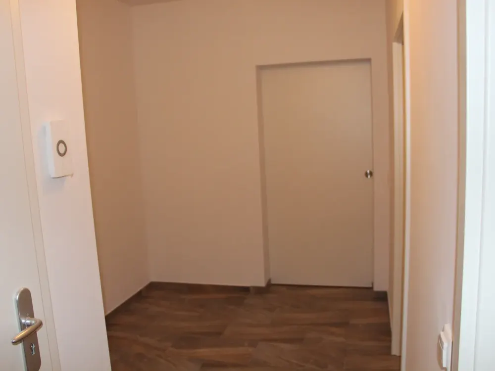 Altersgerechte 2-Raum-Wohnung mit Terrasse und EBK in Berlin-Mahlsdorf (Hellersdorf)