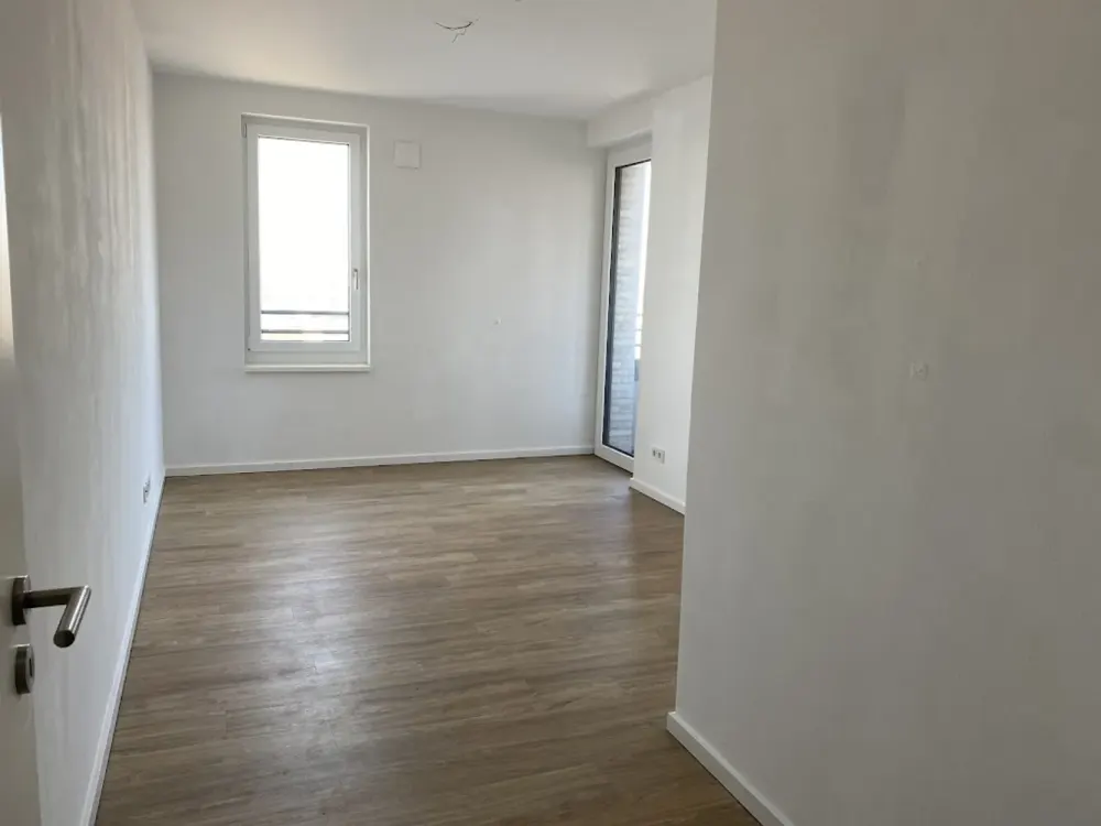 Helle 2-Zimmer-Wohnung mit Balkon, barrierefreie Objektgestaltung - provisionsfrei