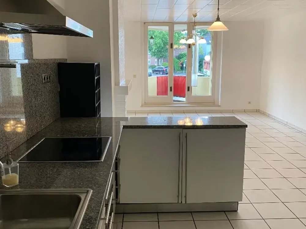 helle 3-Zimmer-Wohnung in Köln-Junkersdorf