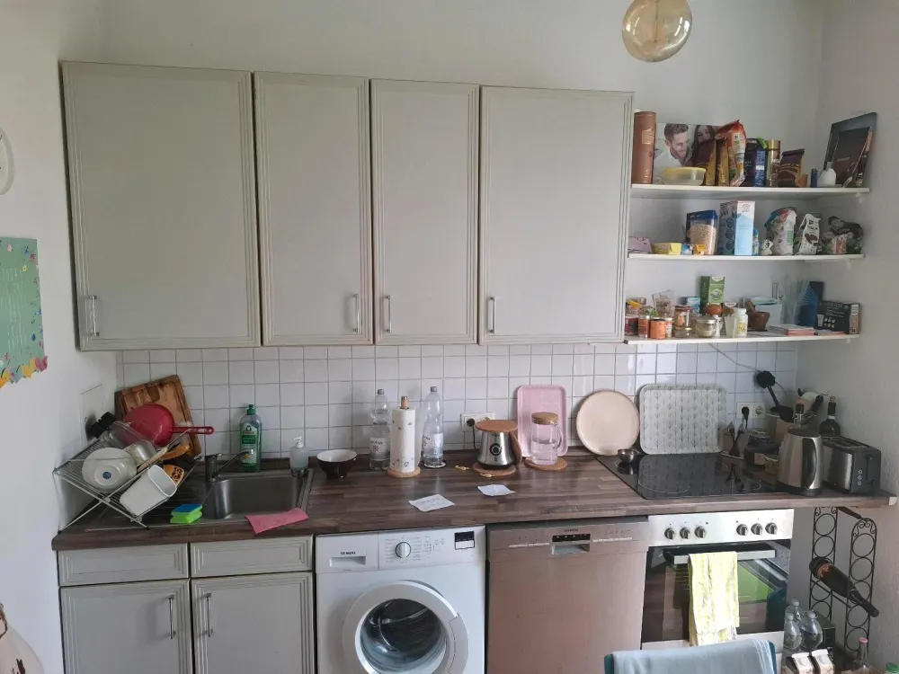 Nachmieter gesucht: 2 Raumwohnung Teilmöbliert Zentrale Lage