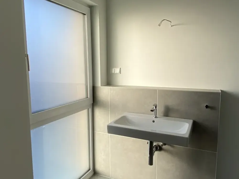 Moderne, lichtdurchflutete 2-Zimmer-Wohnung mit Balkon in Kuhkampsiedlung (KfW 40+)