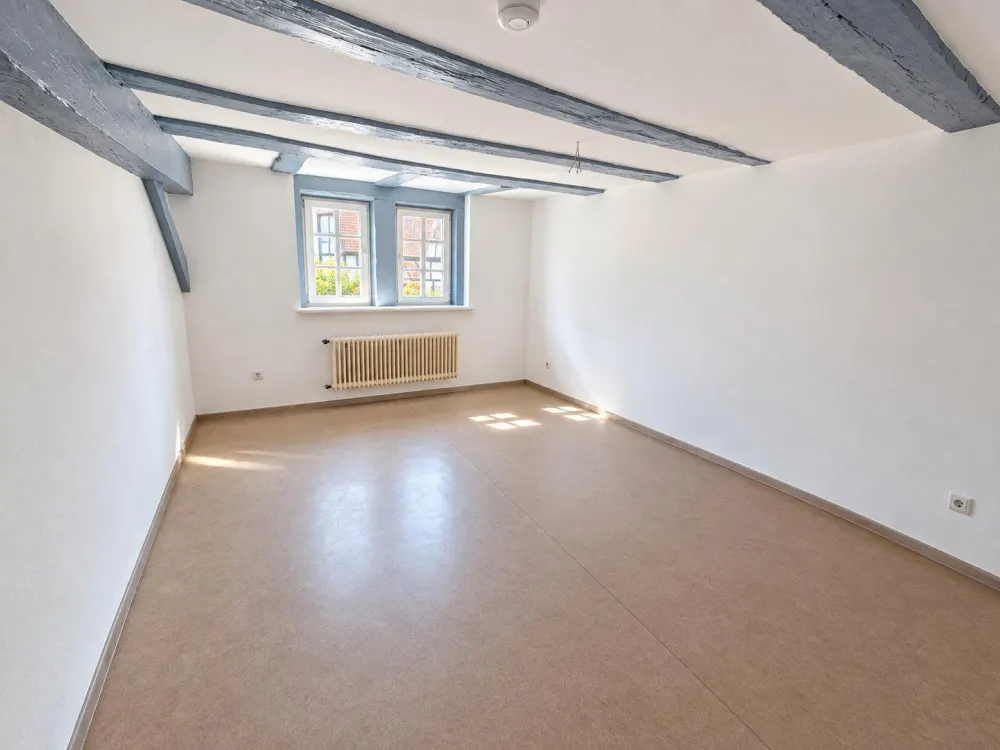 4-Zimmer-Wohnung in historischem Fachwerkhaus, frisch renoviert