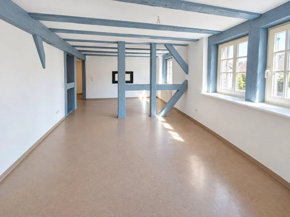 4-Zimmer-Wohnung in historischem Fachwerkhaus, frisch renoviert