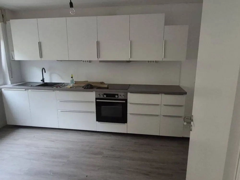 Südstadt 3 ZKB mit EBK Sorfort FREI!