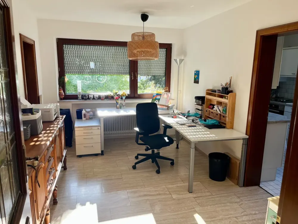 4.5-Room Apartment in a Quiet Residential Area of Friedrichshafen