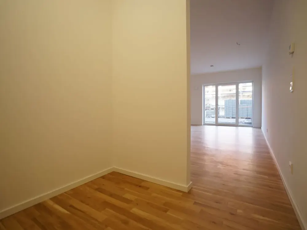 First Occupancy Beautiful 3-Room Apartment with Balcony in Dresden-Friedrichstadt