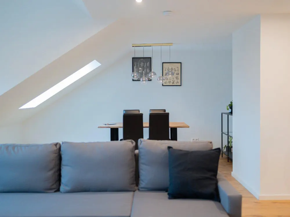 3-Zimmer-DG-Whg. zur Zwischenmiete 01.11.26 - 31.03.26 (flexibel)