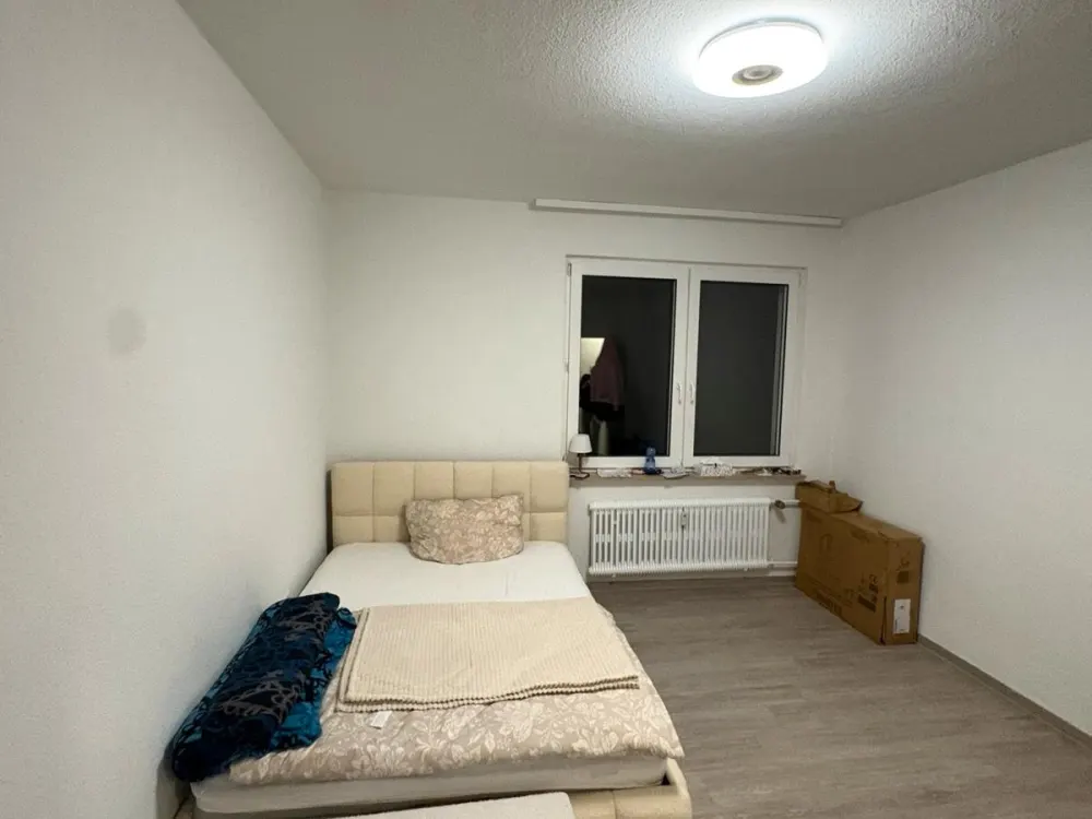 NACHMIETER GESUCHT!2,5 Zimmer 46qm