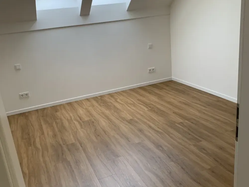 Neuwertige 5-Zimmer-Wohnung in Seevetal (ca. 130 m², EBK, Balkon, Badewanne & Dusche, Energie A+)