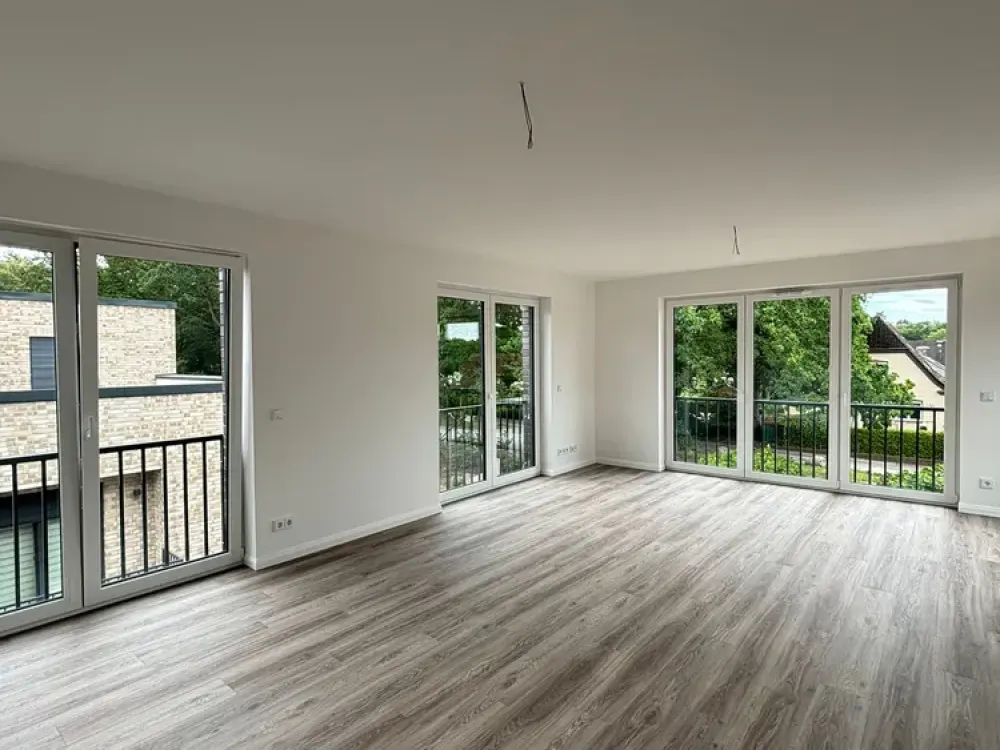 Exklusive 4-Zi.-Whg. (gut 160 m²) mit zwei Dachterrassen u. TG-Stellplatz in zentraler Wohnlage