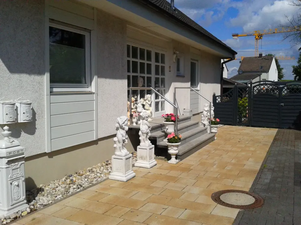 Holzwickede: Attraktive, sonnige 2,5 Zim.-Whg., 73qm