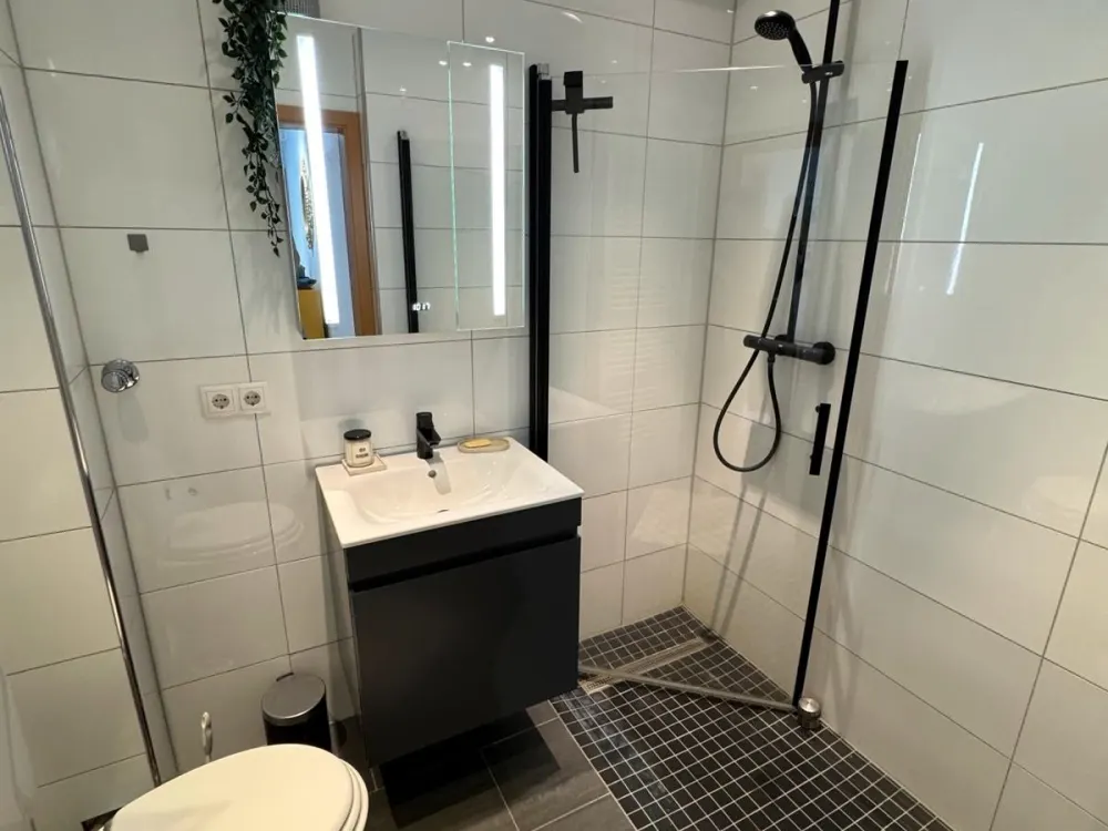 3-Zimmer-Wohnung / 56qm mit Balkon und Einbauküche