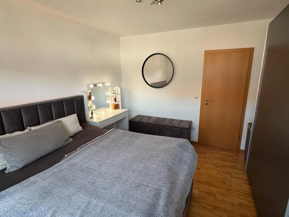 3-Zimmer-Wohnung / 56qm mit Balkon und Einbauküche