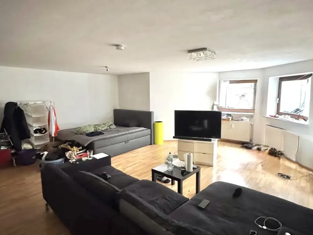 Zentrales 1-Zimmer-Souterrain-Apartment in Sulzbach (Taunus)