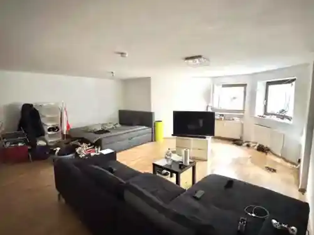 Zentrales 1-Zimmer-Souterrain-Apartment in Sulzbach (Taunus)