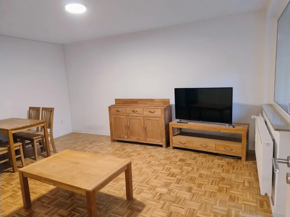 Nachmieter für 2 Zimmer Wohnung gesucht Teil-möbliert