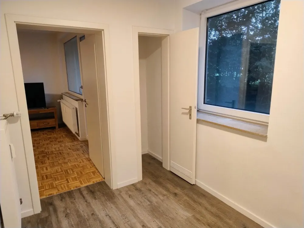 Nachmieter für 2 Zimmer Wohnung gesucht Teil-möbliert