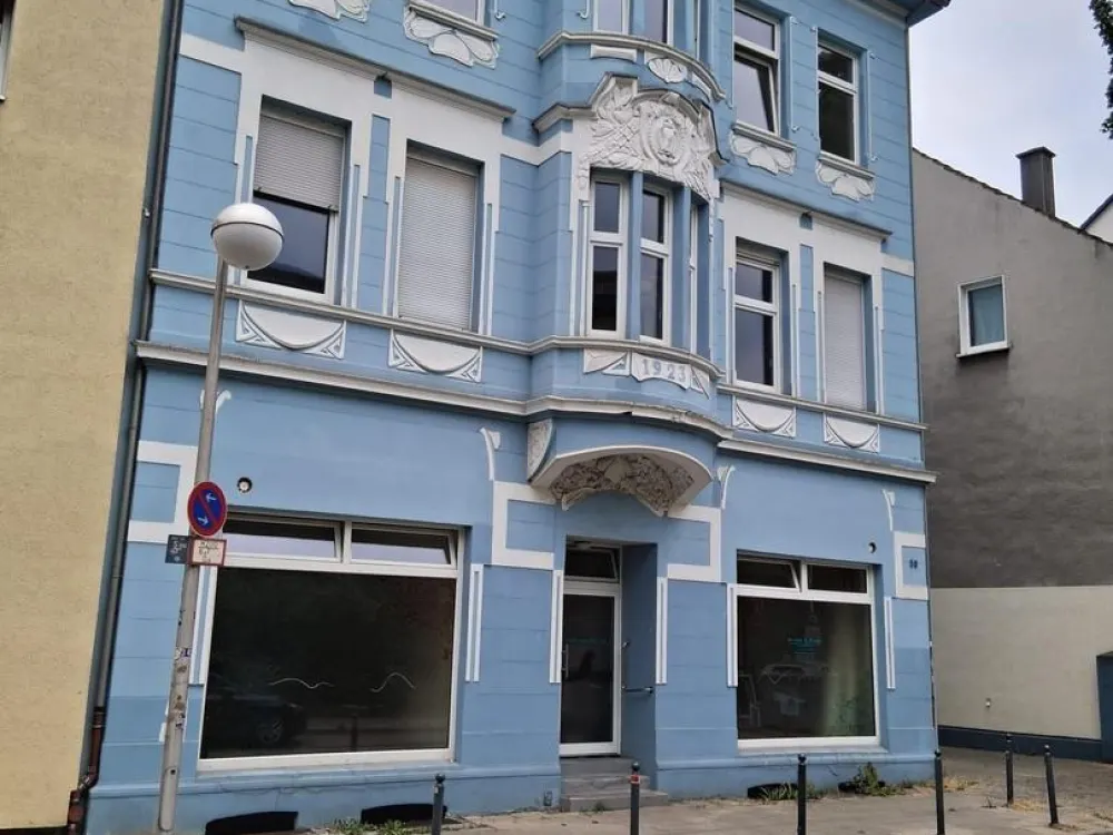 Top zentrale und neu sanierte 4,5 Zimmerwohnung - einziehen und wohlfühlen