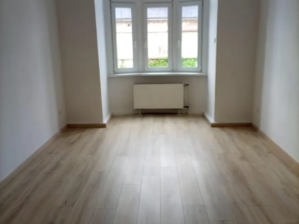 Top zentrale und neu sanierte 4,5 Zimmerwohnung - einziehen und wohlfühlen