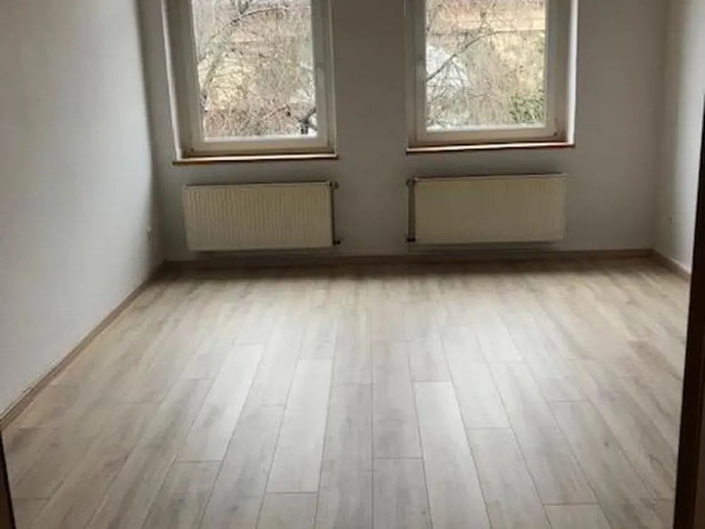 Top zentrale und neu sanierte 4,5 Zimmerwohnung - einziehen und wohlfühlen