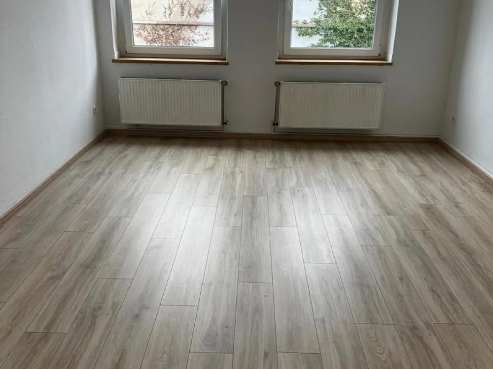 Top zentrale und neu sanierte 4,5 Zimmerwohnung - einziehen und wohlfühlen